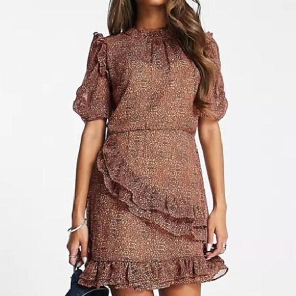 Topshop Dresses & Skirts - Topshop ruffle mini tea dress in animal print